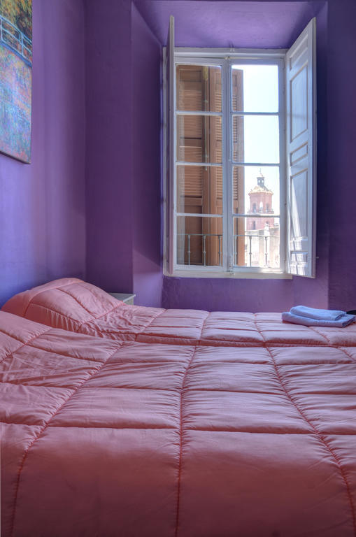 Apartamentos Gold Малага Номер фото