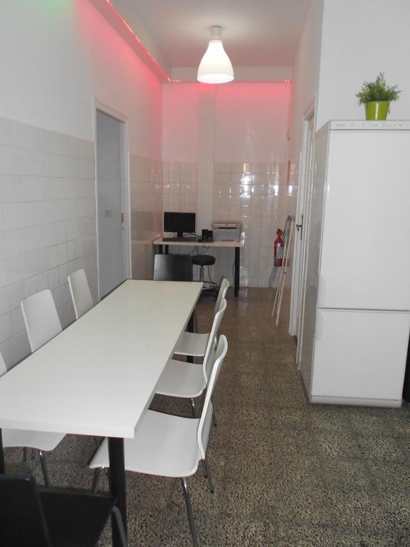 Apartamentos Gold Малага Номер фото