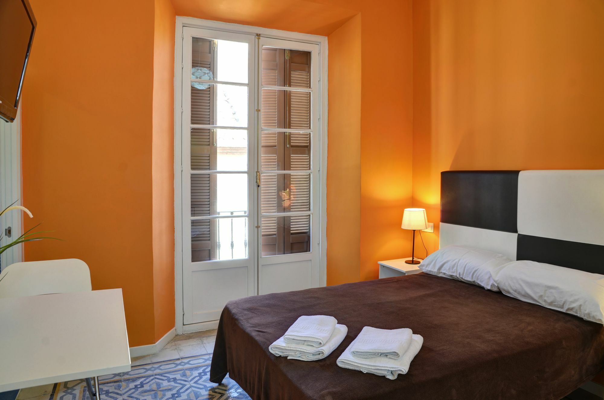 Apartamentos Gold Малага Экстерьер фото