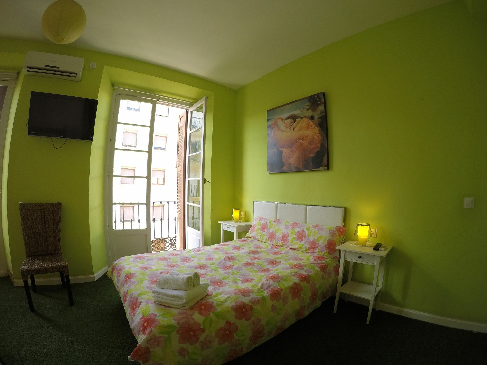 Apartamentos Gold Малага Экстерьер фото