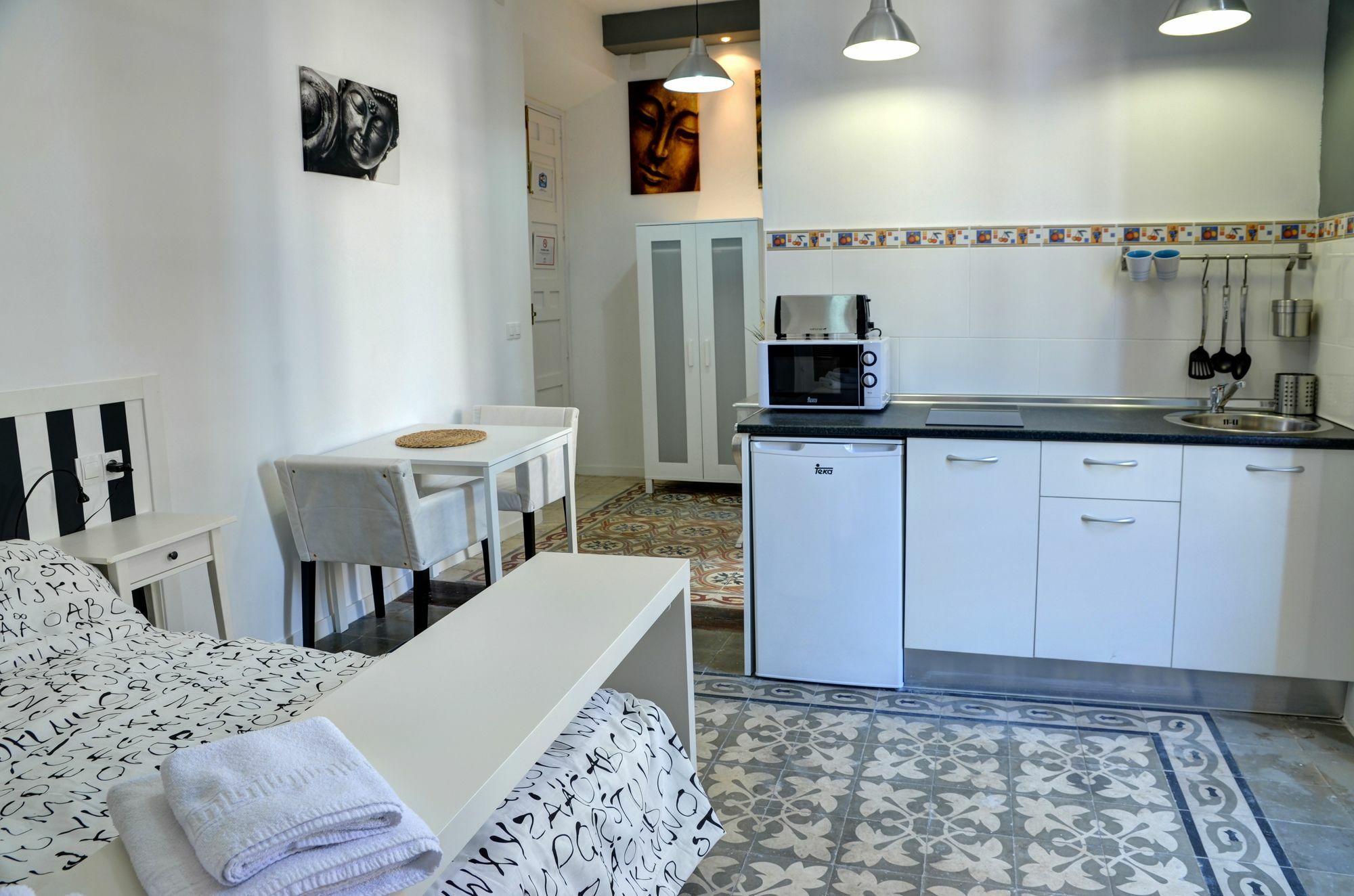 Apartamentos Gold Малага Экстерьер фото