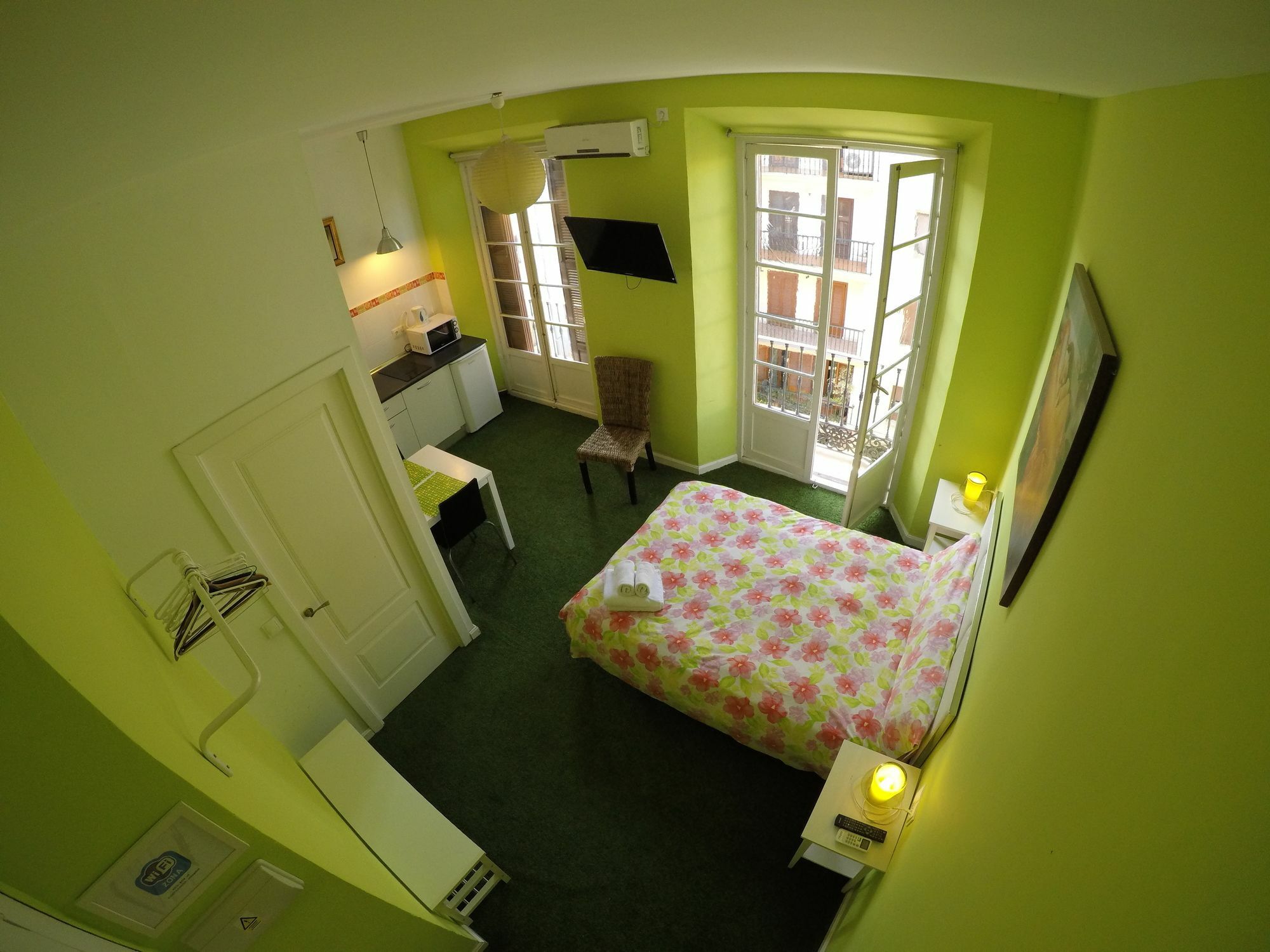 Apartamentos Gold Малага Экстерьер фото